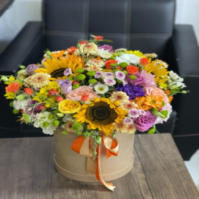  Kalkan  Flower Delivery Sunflower Rose Lisyanthus Chrysanthemum Arrangement in Box