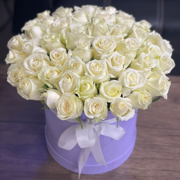  Цветок в Калкан 51 белых роз в коробке